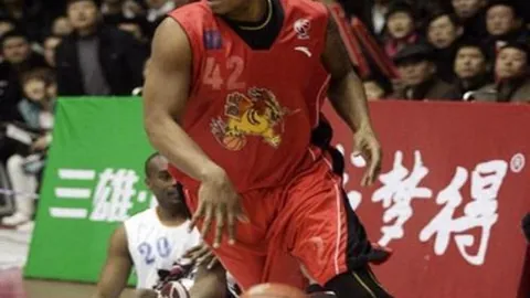 《国安官方辟谣：徐正源加盟传闻不实，转会传闻再起风波》